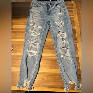American Eagle Mom Jean